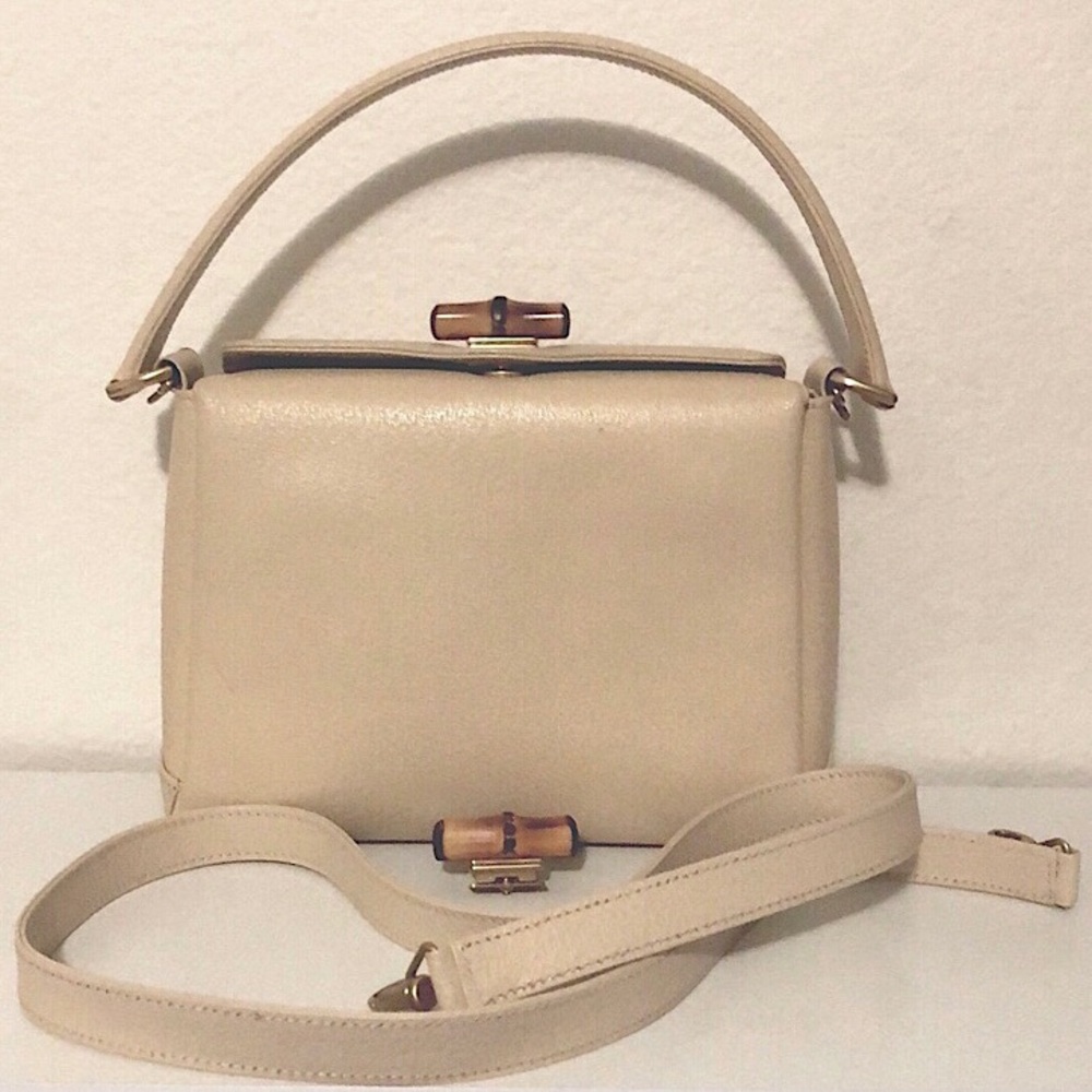 Vintage Gucci Beige Convertible Leather Crossbody Handbag with extra Beige Knob